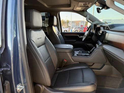 Used 2025 GMC Sierra 2500 Denali w/ Denali Reserve Package image 34