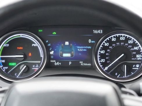 Used 2022 Toyota Camry XSE image 21