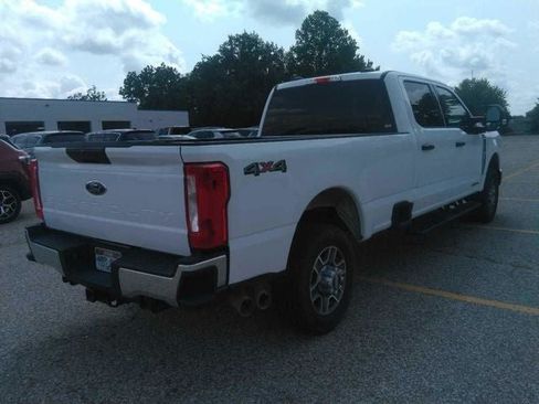 Used 2025 Ford F350 XLT AWD/4WD image 3