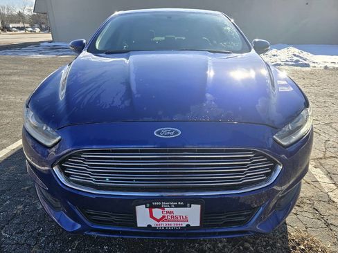 Used 2013 Ford Fusion SE image 2