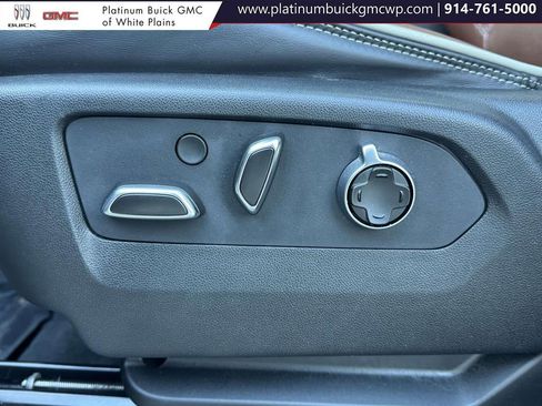 Used 2024 GMC Yukon XL Denali Ultimate image 16