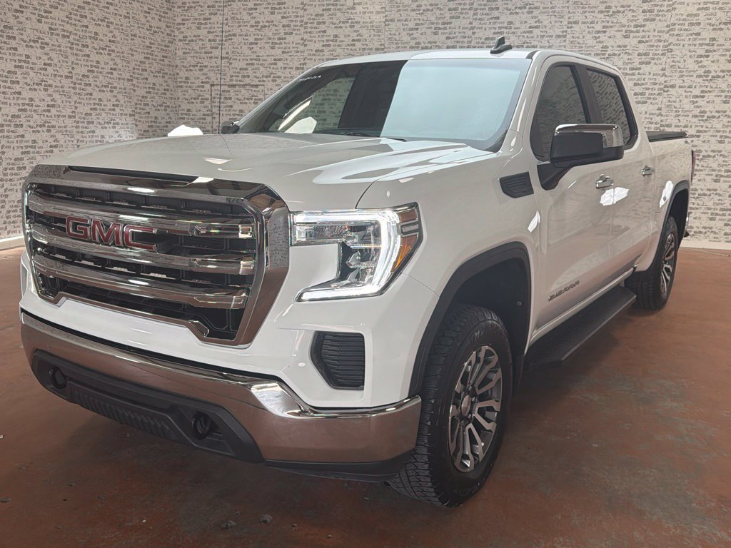 Used 2021 GMC Sierra 1500 4x4 Crew Cab w/ Convenience Package image 3
