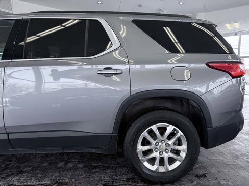Used 2019 Chevrolet Traverse LT image 19