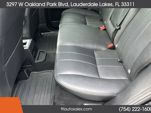 Used 2011 Land Rover LR2 HSE image 30