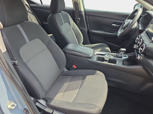 Used 2024 Nissan Sentra SV FWD image 10