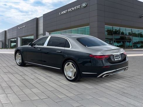 Used 2025 Mercedes-Benz Maybach S 580 4MATIC image 3