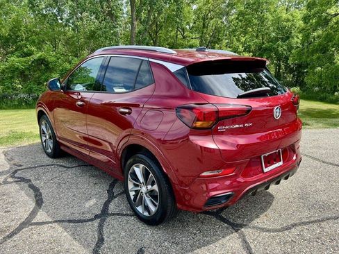 Used 2021 Buick Encore GX Essence w/ Sport Touring Package AWD/4WD image 4