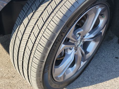 Used 2024 Honda Accord EX image 11
