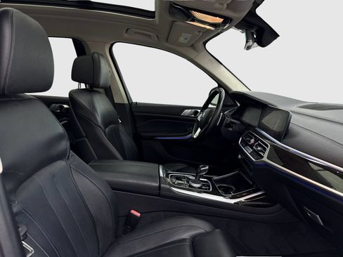 Used 2019 BMW X7 xDrive40i w/ Premium Package AWD/4WD image 40