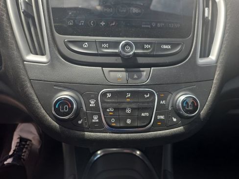 Used 2024 Chevrolet Malibu LT FWD image 15