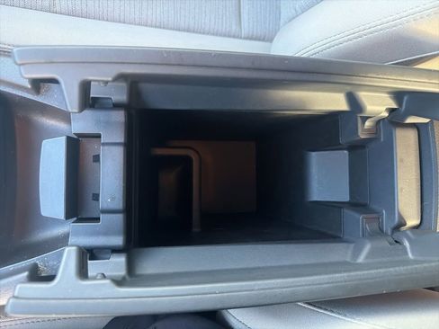 Certified 2022 Nissan Rogue SV image 39