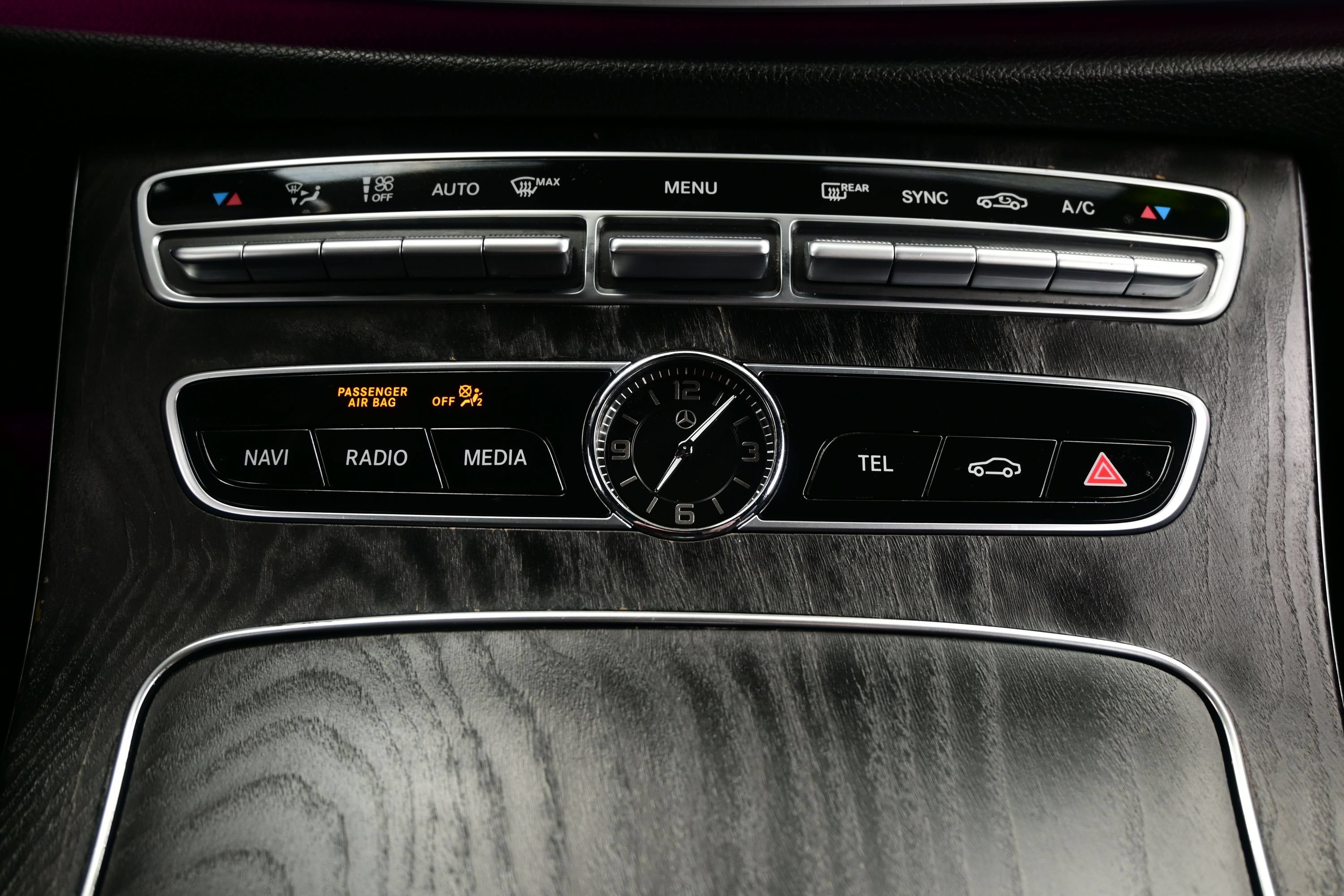 Used 2019 Mercedes-Benz E 300 w/ Driver Assistance Package image 20