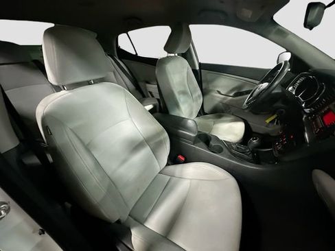 Used 2013 Kia Optima LX image 25