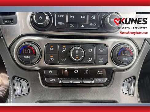 Used 2019 Chevrolet Suburban LT AWD/4WD image 29