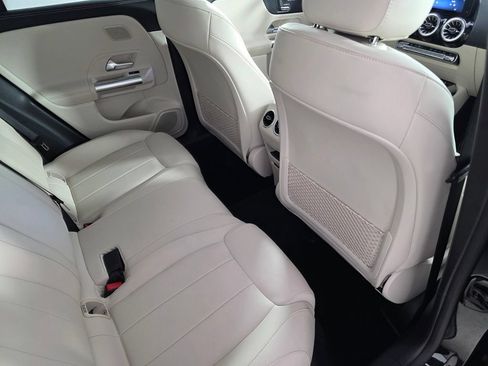 Certified 2024 Mercedes-Benz GLA 250 image 26