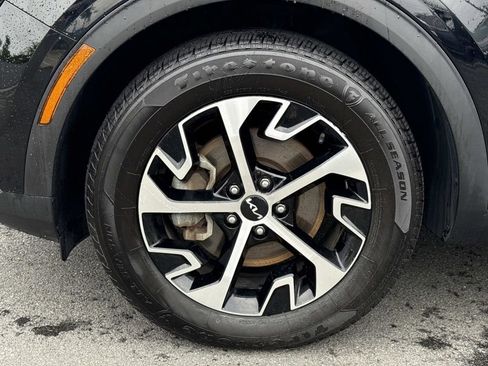 Used 2023 Kia Sportage EX FWD image 8