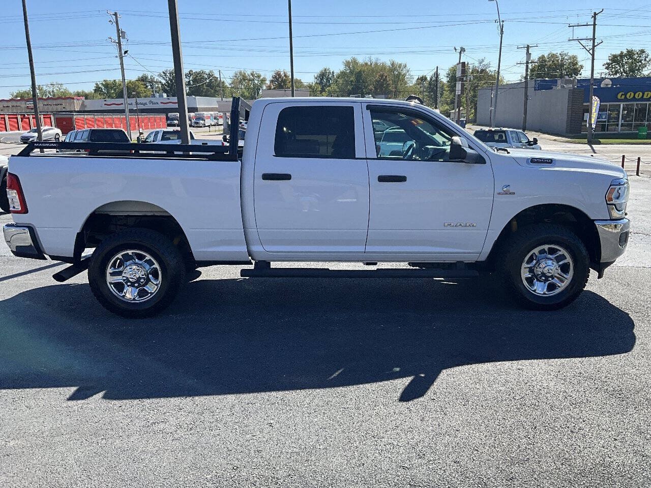 Used 2021 RAM 3500 Tradesman w/ Chrome Appearance Group AWD/4WD image 6