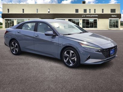 Used 2022 Hyundai Elantra Limited