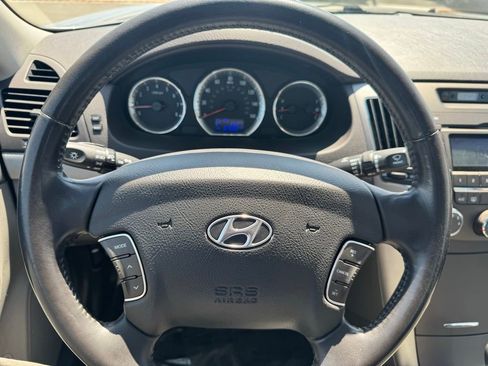 Used 2010 Hyundai Sonata SE FWD image 24
