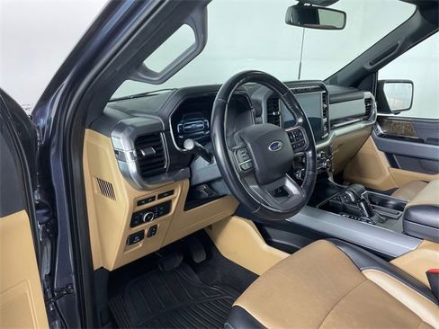 Used 2022 Ford F150 Lariat w/ Max Trailer Tow Package image 3