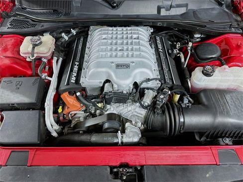 Used 2016 Dodge Challenger SRT Hellcat image 22