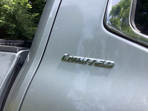 Used 2024 Toyota Tundra Limited AWD/4WD image 16