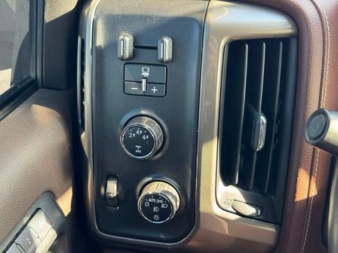 Used 2015 Chevrolet Silverado 2500 High Country w/ Duramax Plus Package AWD/4WD image 34