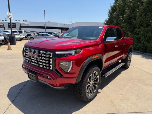 New 2026 GMC Canyon Denali AWD/4WD image 7