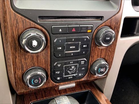 Used 2013 Ford F150 Lariat w/ Luxury Equipment Group AWD/4WD image 31