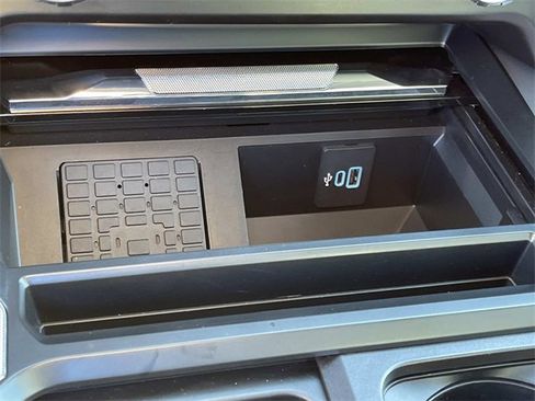 Certified 2024 Ford F250 Lariat w/ Lariat Ultimate Package image 35