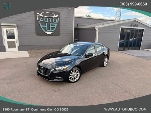Used 2017 MAZDA MAZDA3 Touring FWD image 2