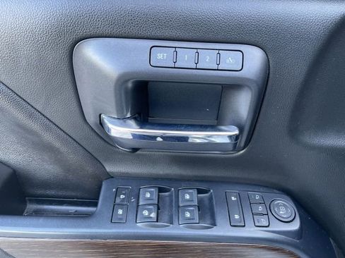 Used 2018 GMC Sierra 1500 Denali image 17