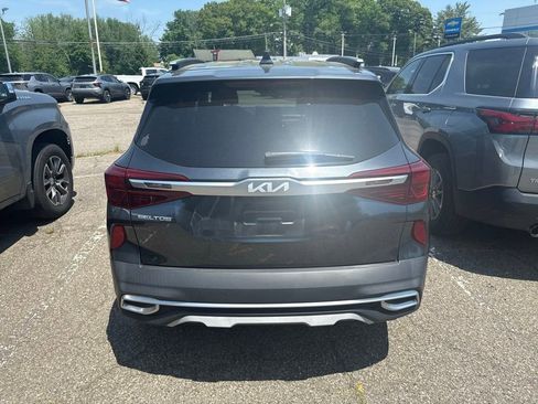 Used 2022 Kia Seltos EX AWD/4WD image 6