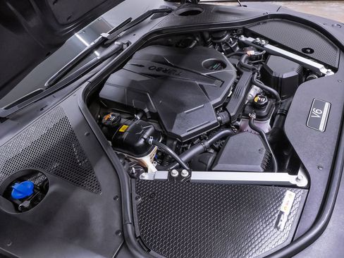 Certified 2025 Genesis G90 3.5T image 35