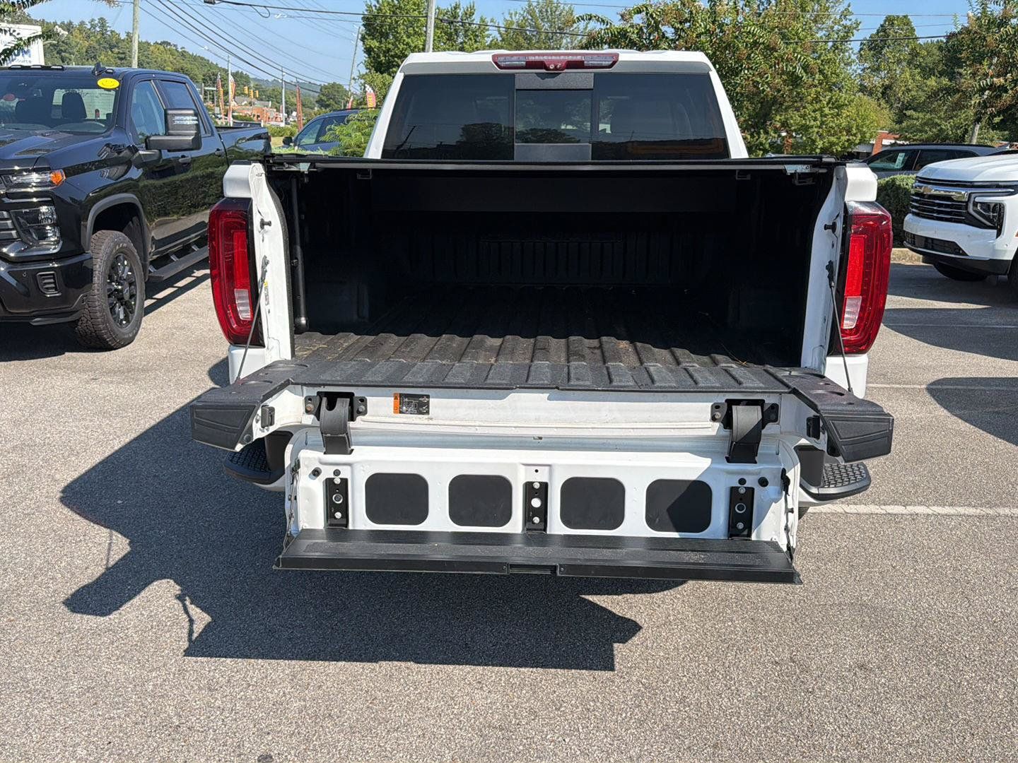 Used 2021 GMC Sierra 1500 Denali w/ Denali Ultimate Package AWD/4WD image 19