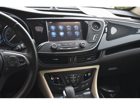 Used 2017 Buick Envision Preferred image 18