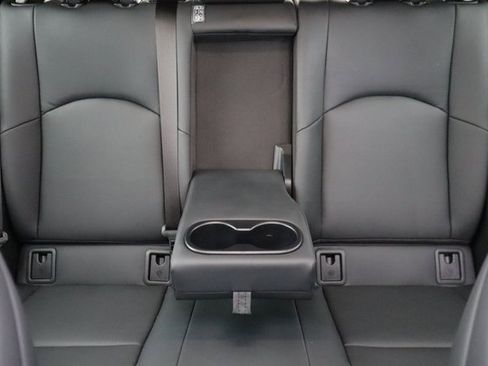 Used 2024 Lexus UX 250h F Sport image 40