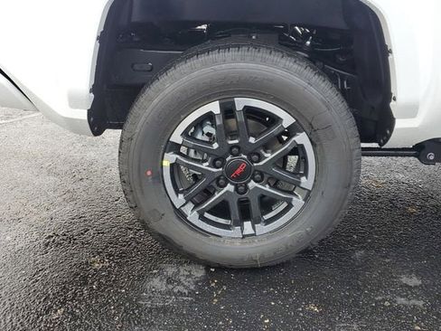 New 2025 Toyota Tacoma TRD Sport image 5