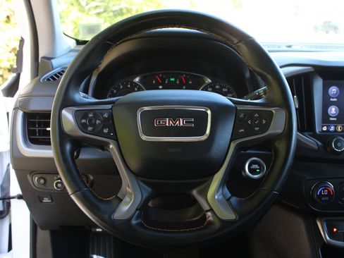 Used 2023 GMC Terrain AT4 AWD/4WD image 10