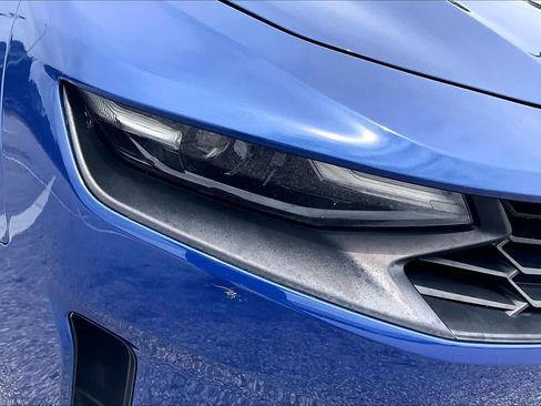 Used 2020 Chevrolet Camaro LT RWD image 31