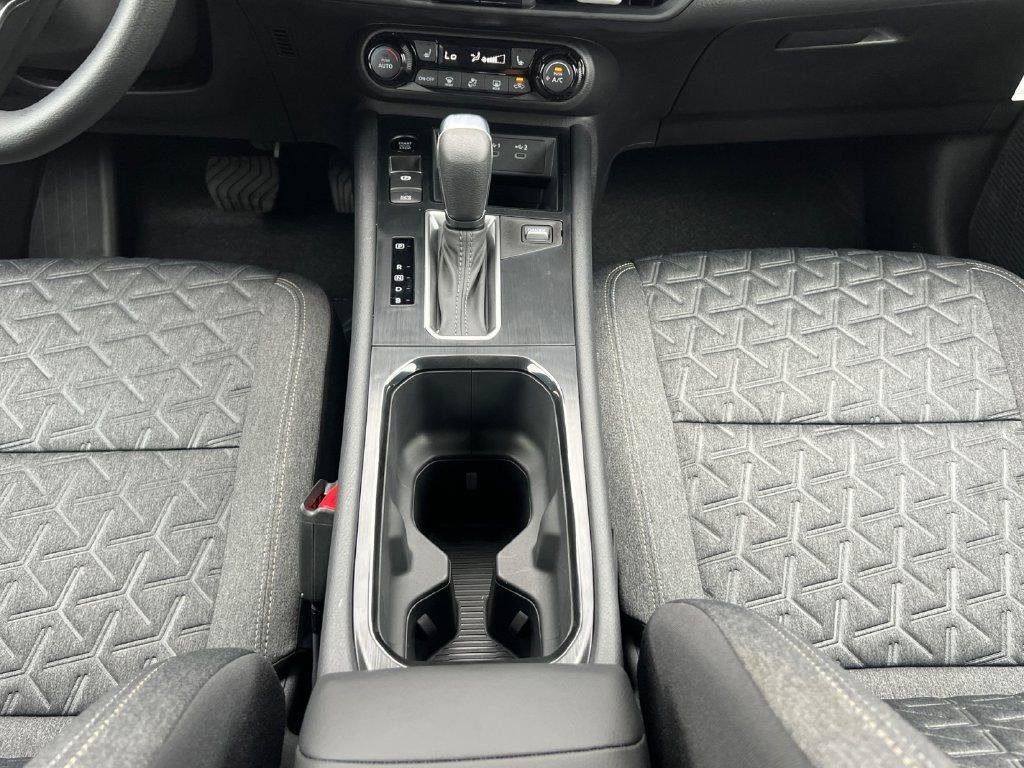 New 2027 Nissan Kicks SV FWD image 12