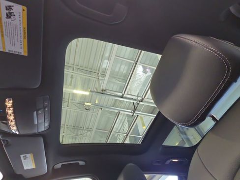 Certified 2019 Mercedes-Benz GLC 300 image 33
