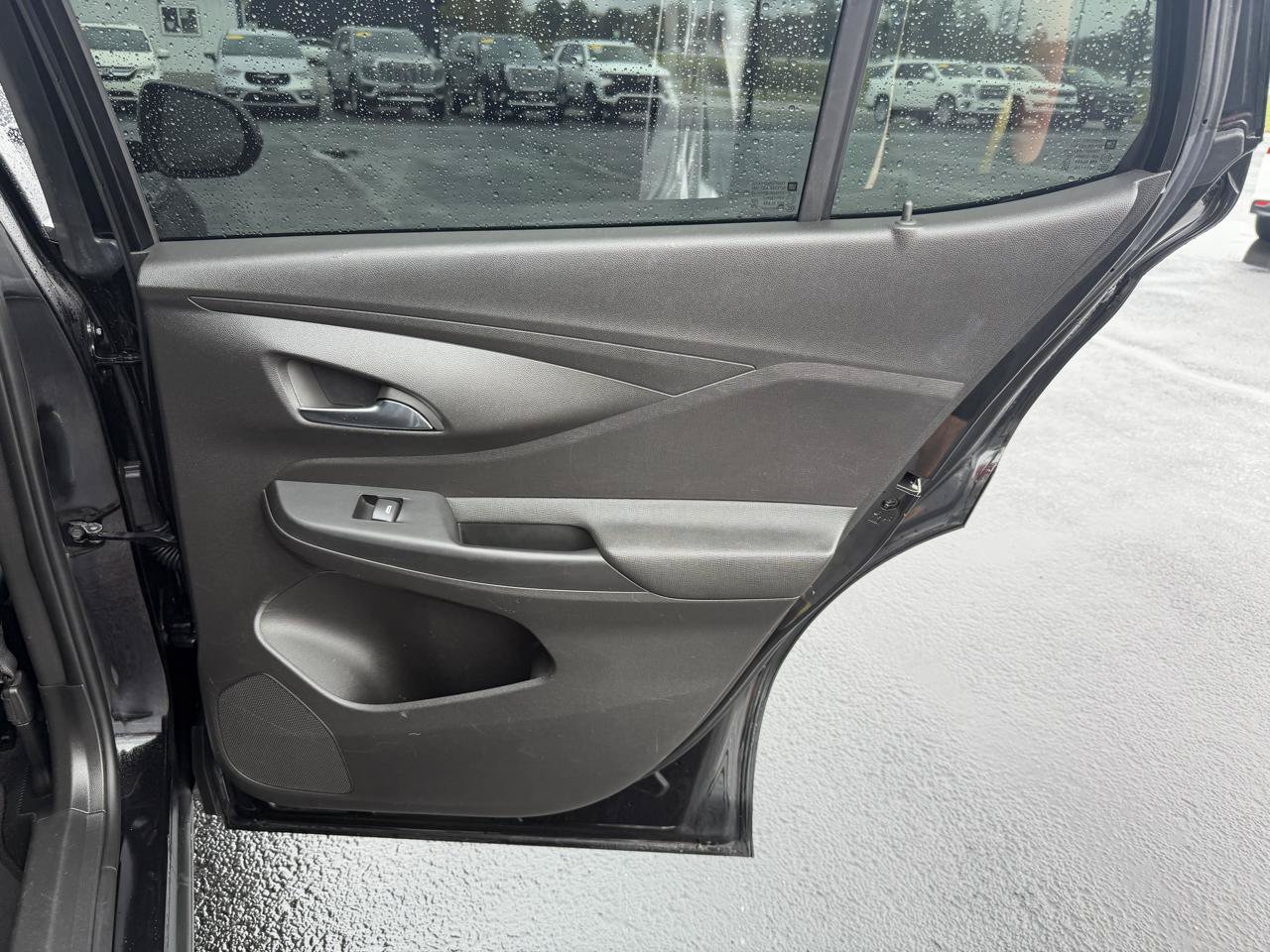 Used 2024 Buick Envista Preferred w/ Convenience I Package FWD image 18