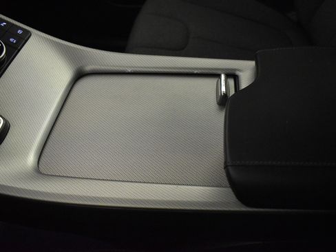 Used 2023 Hyundai Palisade SE image 32