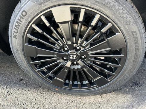 New 2025 Hyundai Santa Fe Calligraphy image 9