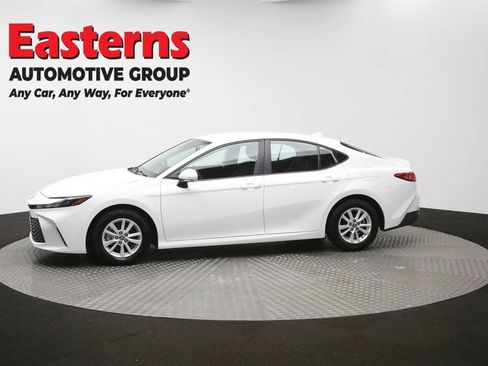 Used 2025 Toyota Camry LE FWD image 58