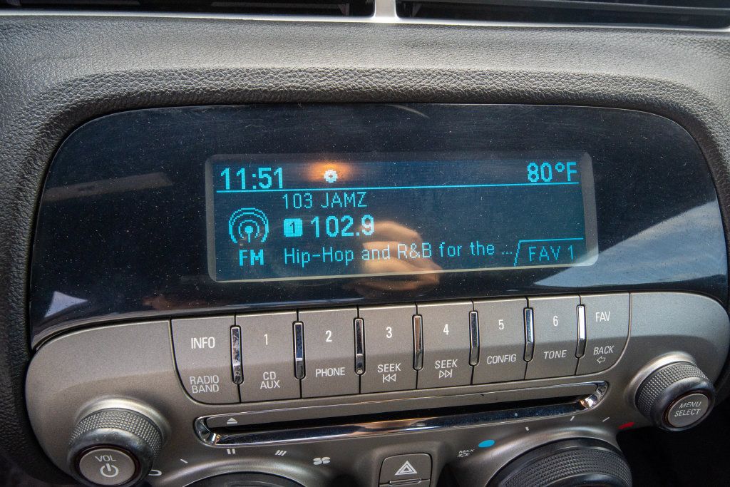 Used 2011 Chevrolet Camaro SS RWD image 18