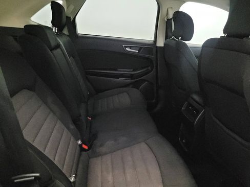 Used 2016 Ford Edge SE FWD image 19