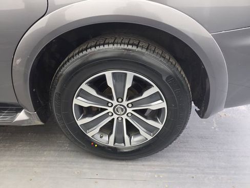 Used 2019 Nissan Armada SL w/ Premium Package image 16