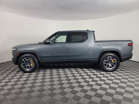 Used 2022 Rivian R1T Adventure AWD/4WD image 2
